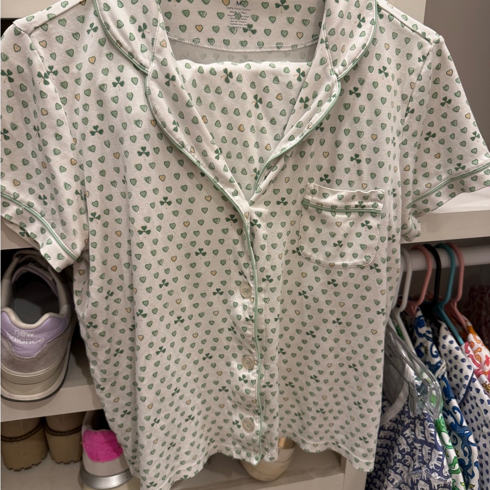 Green Heart Print Pajama Top